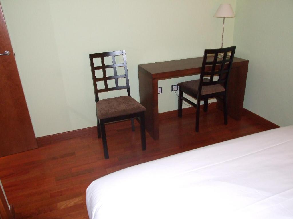 Roca Nevada Suites Villanúa Pokoj fotografie