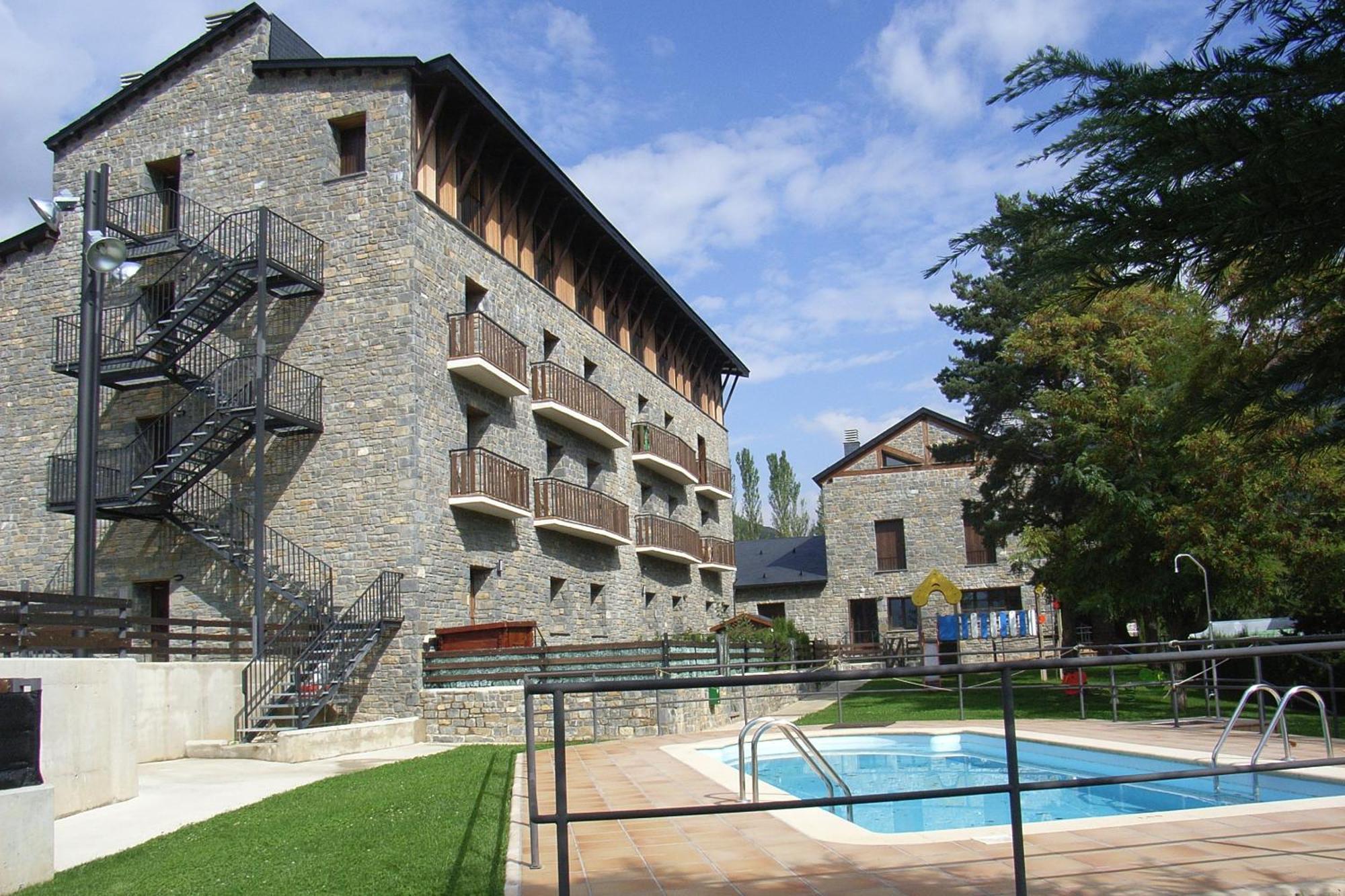 Roca Nevada Suites Villanúa Exteriér fotografie